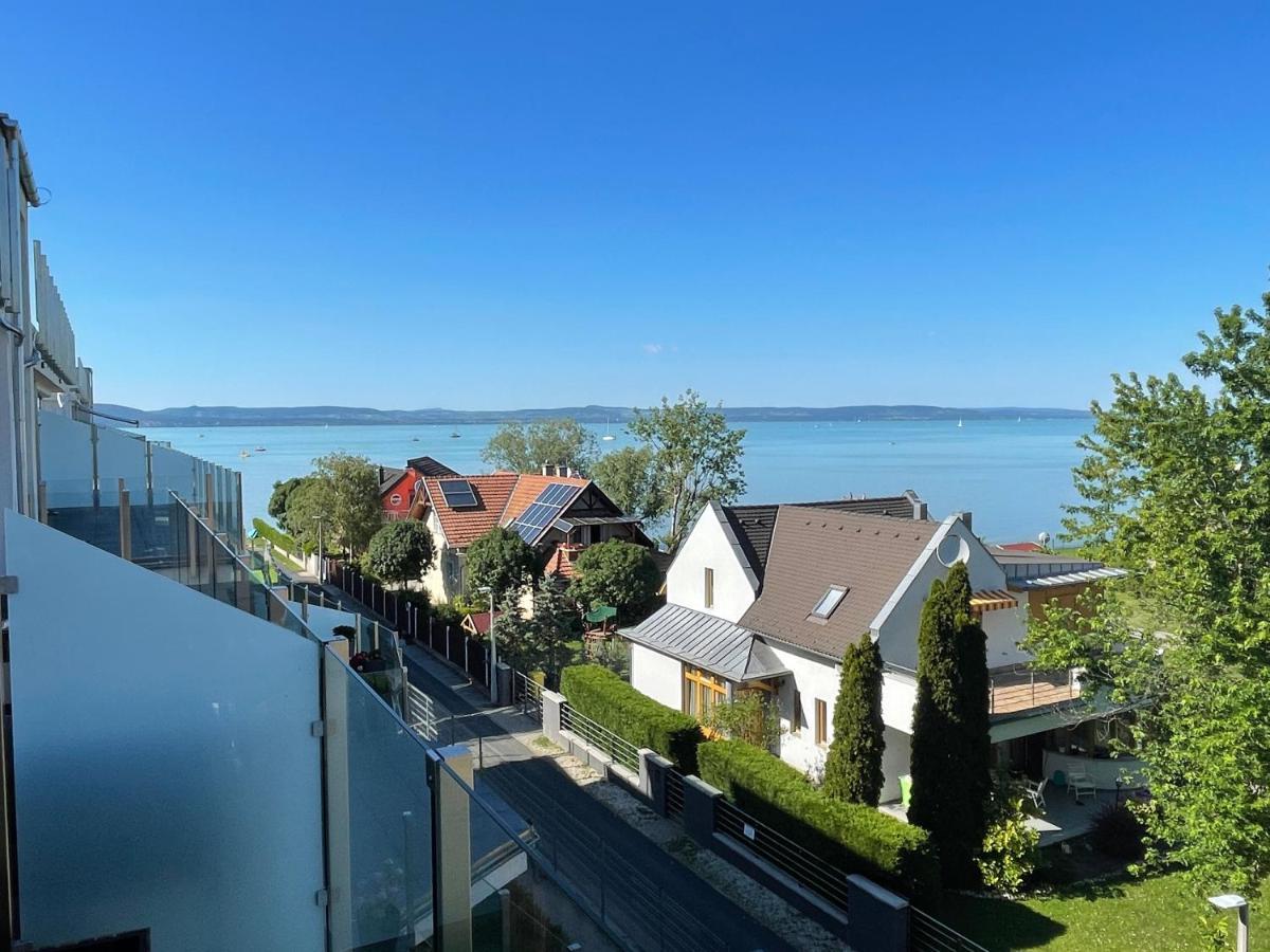 Bardo Apartman Balatonlelle Buitenkant foto
